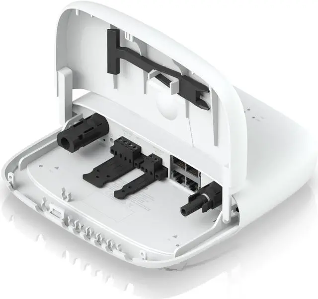 Alt view image 3 of 8 - Ubiquiti Networks - sunMAX SolarPoint (SM-SP-40)