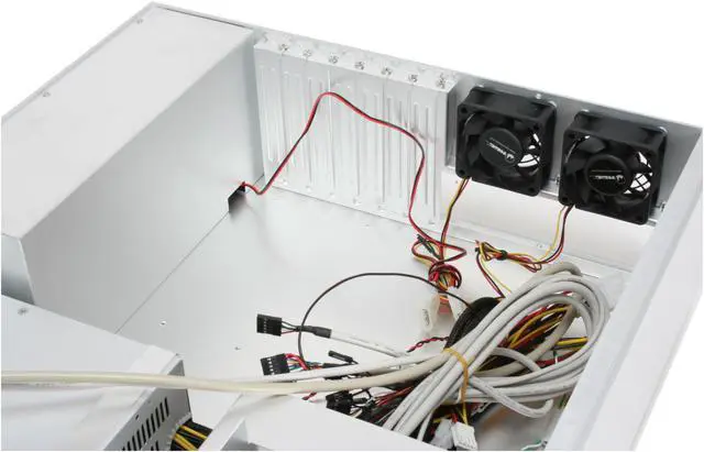 Alt view image 9 of 14 - Eagle Tech Silver Aluminum ET-CAEC2-SL ATX Media Center / HTPC Case