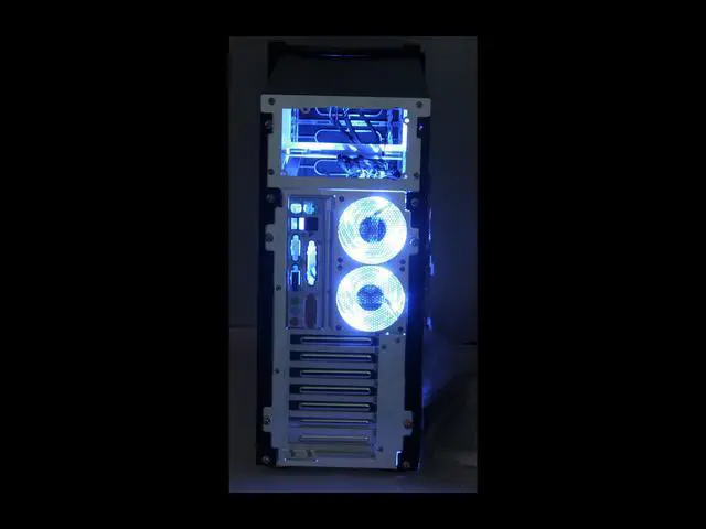 Alt view image 18 of 18 - Cooler Master Praetorian 730 RC-730-KSN1 Black Aluminum ATX Mid Tower Computer Case