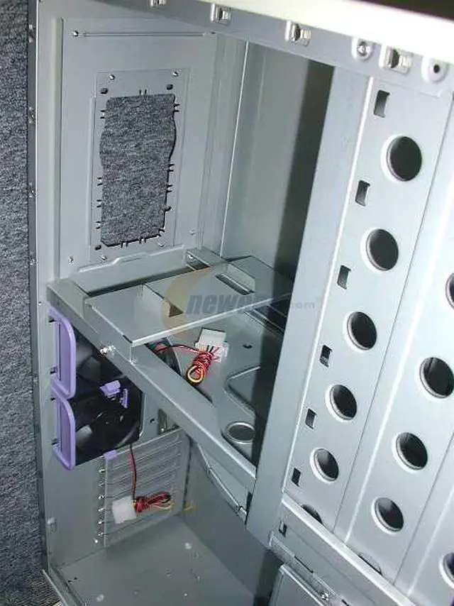 Alt view image 3 of 8 - CHIEFTEC DA-01W Silver 1.0mm SECC Steel ATX Full Tower Computer Case - OEM