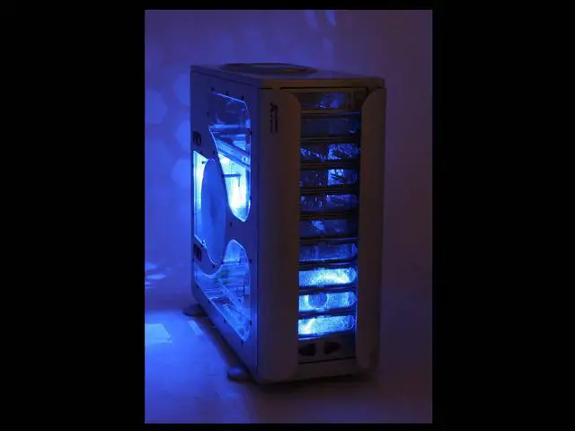 Alt view image 16 of 16 - Thermaltake Armor Series VA8003SWA Silver ATX Full Tower Computer Case w/ 25CM Fan