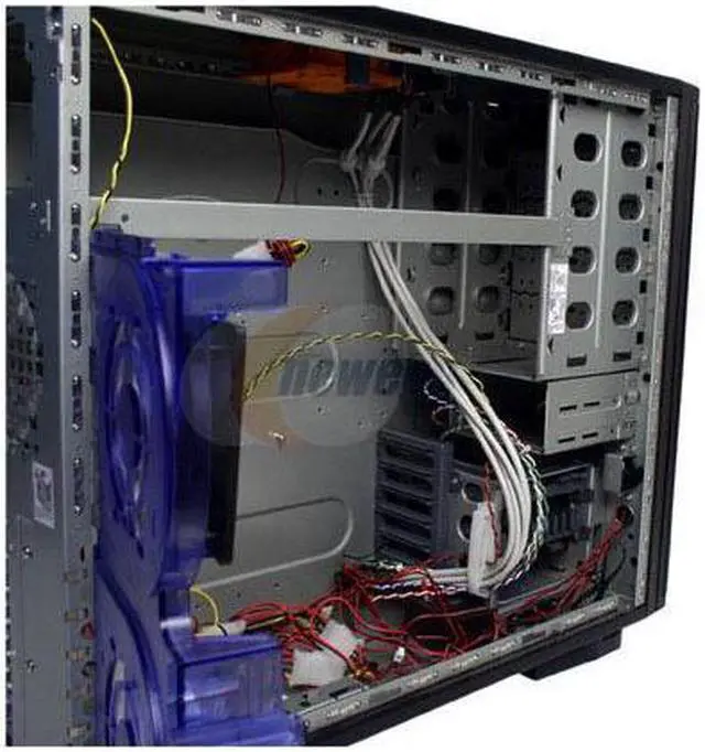 Alt view image 4 of 8 - Thermaltake XaserV Wingo V7000A Black Steel / Plastic ATX Full Tower Computer Case