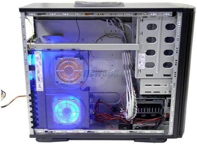 Alt view image 3 of 8 - Thermaltake XaserV Wingo V7000A Black Steel / Plastic ATX Full Tower Computer Case