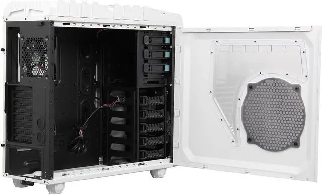 Alt view image 6 of 10 - Thermaltake Overseer RX-I Snow Edition VN700M6W2N White Steel / Plastic ATX Full Tower Computer Case