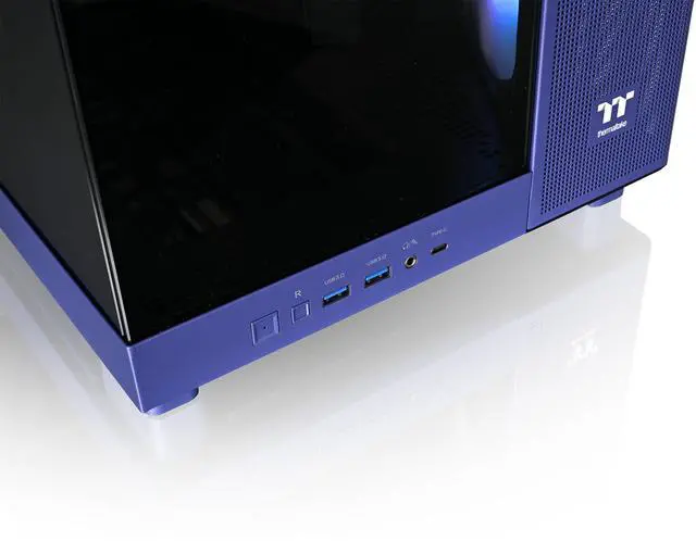 Alt view image 7 of 8 - Thermaltake View 380 XL TG ARGB; 4x120mm ARGB Lite Fans Included; 360mm Radiator Support; 420mm GPU Clearance; Hidden Connector Support; Dual Chamber; Future Dusk; CA-11E-00MNWN-00