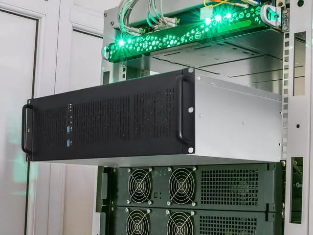 Alt view image 3 of 7 - Rosewill 3U Server Chassis Rackmount Case, 6x 3.5" Bays, ATX Compatible, 2x 80mm Fans, 2x USB 3.0, Silver/Black - RSV-Z3100U