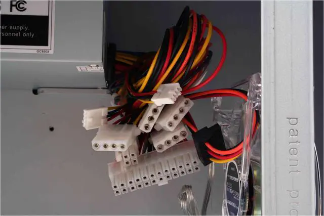 Alt view image 14 of 19 - Sunbeam IC-SS-US-SVBK Silver/Black Steel ATX Mid Tower Computer Case 450W Power Supply