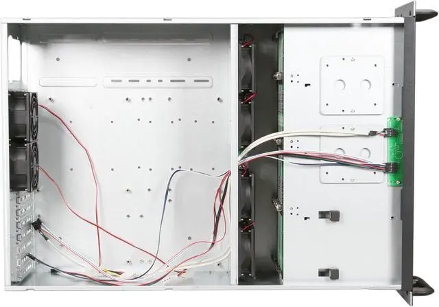 Alt view image 6 of 7 - NORCO RPC-4020 4U Rackmount Server Chassis w/ 20 Hot-swappable SATA/SAS Drive Bays