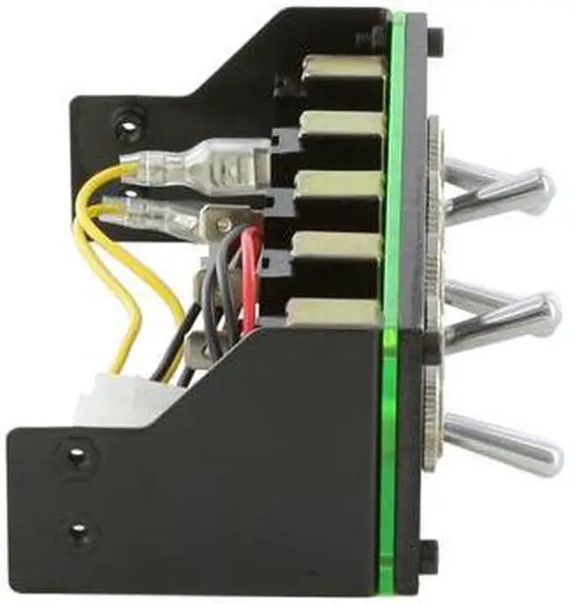 Alt view image 6 of 9 - Lamptron 5.25" 5-channel fan controller, 100w/channel, on/off switch, molex 4-pin fan connectors