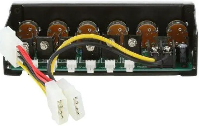 Alt view image 4 of 9 - Lamptron 5.25" 6-channel fan controller, 45w/channel, 3-pin fan & molex power connector