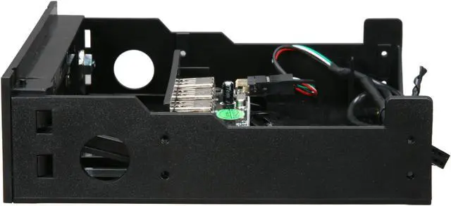 Alt view image 3 of 5 - NZXT BUNKER 5.25" Bay USB Locking Device