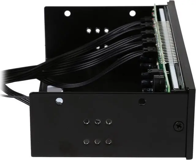 Alt view image 3 of 5 - Thermaltake Commander FT Touch Screen 5 Channel Single 5.25” Bay Fan Controller AC-010-B51NAN-A1