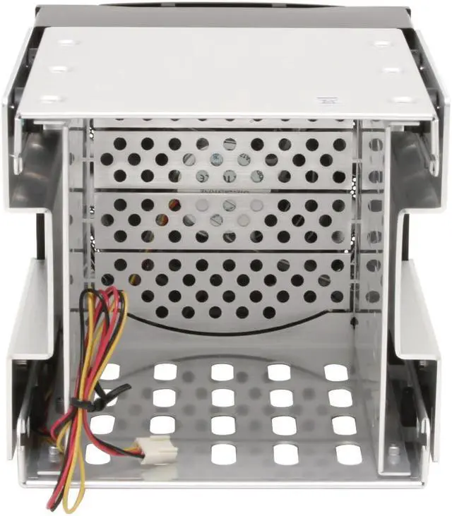 Alt view image 2 of 5 - Silverstone CFP51-B Aluminum 5.25" to 3.5" bay converter with 120mm fan