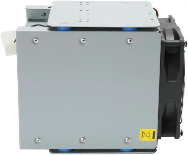 Alt view image 5 of 6 - COOLER MASTER STB-3T4-E1-GP 4 in 3 Device Module W/ FAN