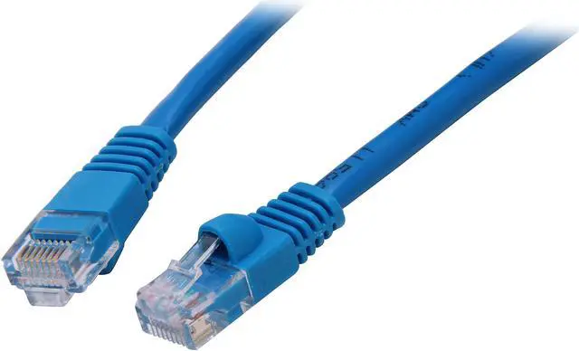 Main image of C2G 15193 Cat5e Cable - Snagless Unshielded Ethernet Network Patch Cable, Blue (7 Feet, 2.13 Meters)