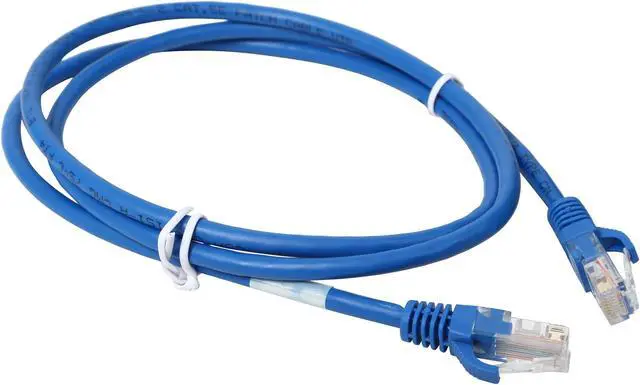 Alt view image 2 of 3 - C2G 00393 Cat5e Cable - Snagless Unshielded Ethernet Network Patch Cable, Blue (4 Feet, 1.21 Meters)