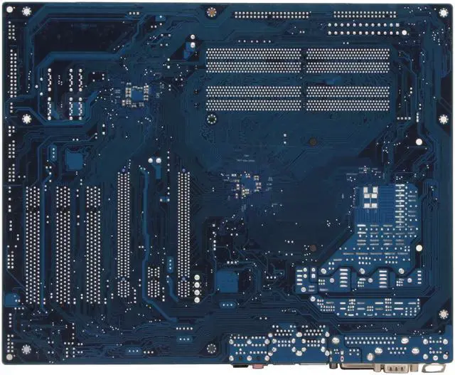 Alt view image 4 of 7 - ABIT IL9 Pro LGA 775 Intel 945P ATX Intel Motherboard