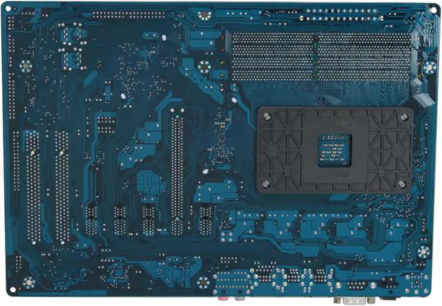Alt view image 4 of 7 - GIGABYTE GA-MA770-DS3 AM2+/AM2 AMD 770 ATX All Solid Capacitor AMD Motherboard