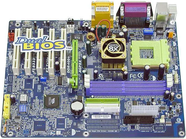 Alt view image 2 of 5 - GIGABYTE GA-7VAX 462(A) VIA KT400 ATX AMD Motherboard