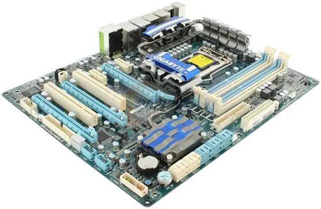 Alt view image 3 of 11 - GIGABYTE GA-P55-UD5 LGA 1156 Intel P55 ATX Intel Motherboard