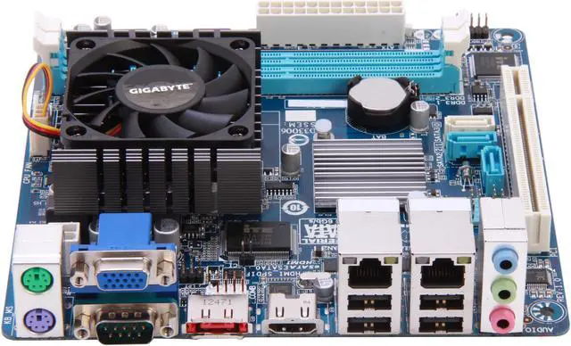 Alt view image 2 of 5 - GIGABYTE GA-C847N-D Intel Celeron 847 1.1GHz Intel NM70 Mini ITX Motherboard / CPU / VGA Combo