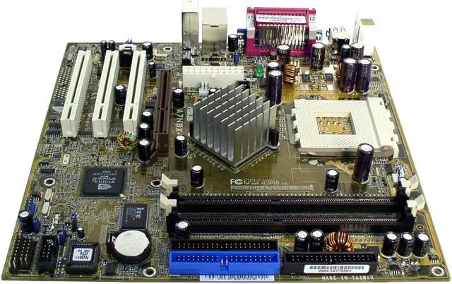 Alt view image 2 of 4 - ASUS A7N8X-VM/400 462(A) NVIDIA nForce2 IGP Micro ATX AMD Motherboard