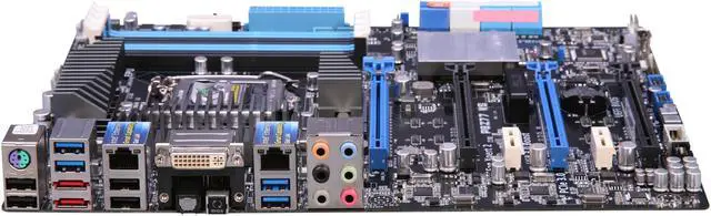Alt view image 2 of 6 - ASUS P8Z77 WS LGA 1155 Intel Z77 USB 3.0 ATX Intel Motherboard