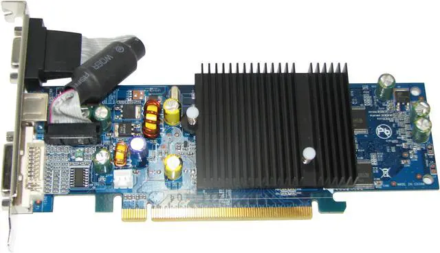 Alt view image 2 of 3 - CHAINTECH GeForce 6200LE 128MB DDR PCI Express x16 Graphics Card SV62LE-T2