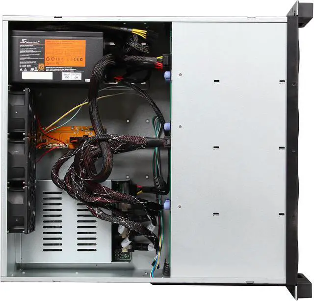 Alt view image 5 of 7 - NORCO DS-24E 24 3.5" Drive Bays One SFF-8088 "IN" connector for connection to the host, two SFF-8088 "OUT" connectors for expansion to an additional JBOD enclosure External 4U 24 Bay 6G SAS/SATA Expander Rackmount RAID / JBOD Enclosure