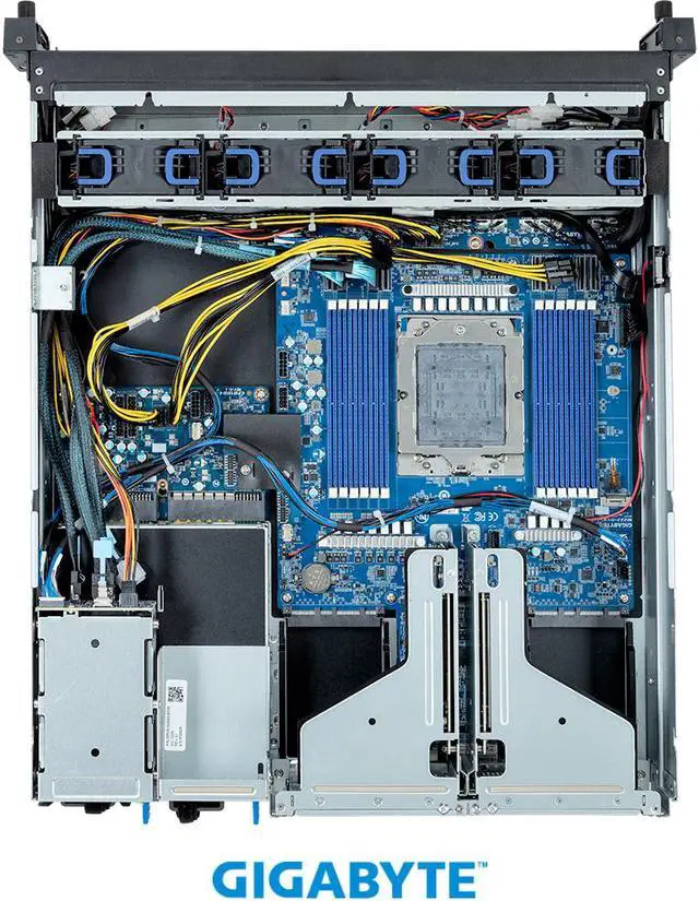Alt view image 4 of 6 - GIGABYTE E263-Z34-AAJ1 Edge Server - AMD EPYC™ 9005/9004 - 2U UP 2 x PCIe Gen5 GPUs Titanium