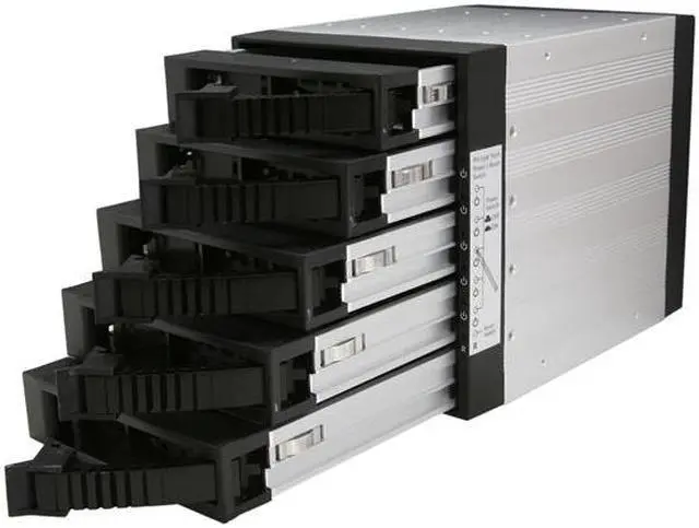 Alt view image 5 of 6 - iStarUSA BPU-350SATA-BLACK 3x5.25" to 5x3.5" SAS/SATA 6.0 Gb/s Hot-Swap Cage - Black Tray