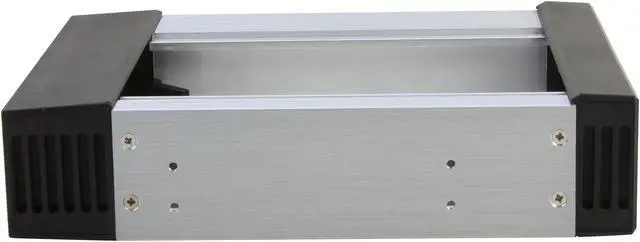 Alt view image 3 of 6 - iStarUSA BPN-DE110SS-SILVER Trayless 5.25" to 3.5" SATA SAS 6 Gbps HDD Hot-swap Rack