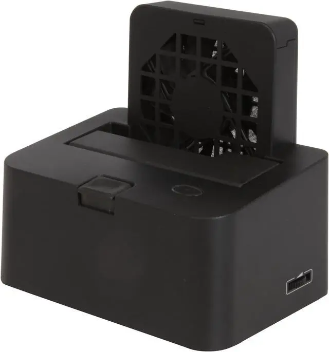 Main image of iStarUSA xAGE902F8-US Plastic (ABS) 2.5" & 3.5" Black SATA I/II USB 2.0 Cooler Docking Station