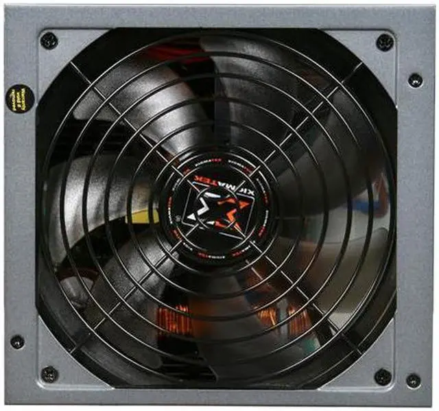 Alt view image 3 of 6 - XIGMATEK NRP-PC702 700 W ATX12V v2.3 SLI Ready CrossFire Ready 80 PLUS BRONZE Certified Active PFC Power Supply