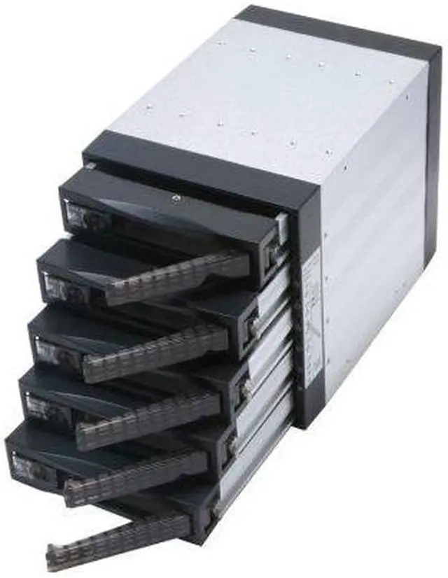 Alt view image 9 of 10 - SNT SNT-SAC3051B 5x3.5" Hard drive in 3x5.25" Bay Hot Swap SAS/SATA Backplane RAID Cage