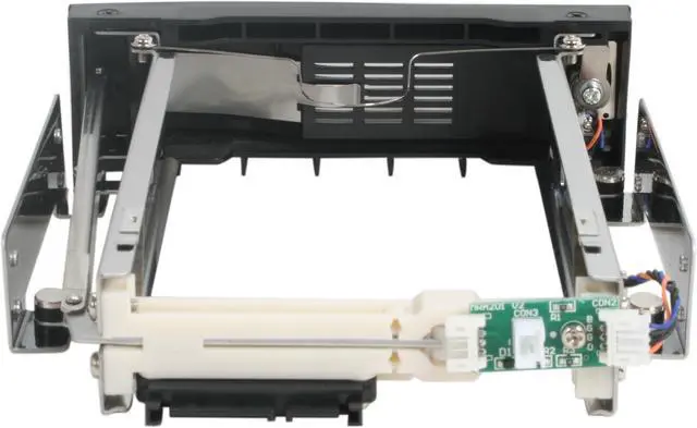 Alt view image 4 of 5 - Rosewill RX-C525 5.25" SATA Trayless Hot Swap Mobile Rack for 3.5" SATA I / II / III HDDs