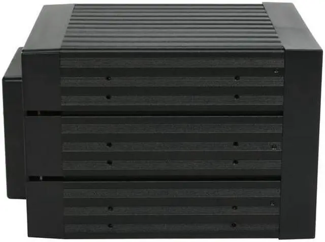 Alt view image 4 of 6 - Thermaltake RC3400101A MAX-3543 5.25" (x3) Bay to 3.5" (x4) Bay Mobile Rack HDD Canister