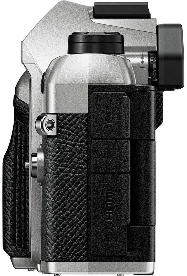 Alt view image 3 of 4 - Olympus OM SYSTEM OM-5 Mark II Mirrorless Camera - Silver - ED 14-150mm f/4-5.6 II Lens  V210072SU000