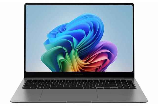 Main image of Samsung Galaxy Book5 Pro NP944XHA-KG2US 14" Touchscreen Copilot+ PC Notebook - 3K - Intel Core Ultra 7 256V - Intel Evo Platform - 16 GB - 512 GB SSD - Gray - Intel Chip - 2880 x 1800 - Intel Arc