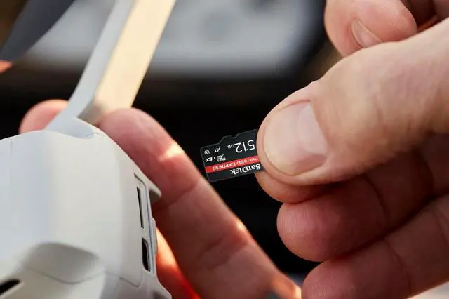 Alt view image 3 of 6 - SanDisk 512GB microSD Express microSD Card - Up to 880MB/s Read, Up to 650MB/s Write, 220MB/s Sustained Write, U3, C10 - SDSQXFN-512G-GN4NN