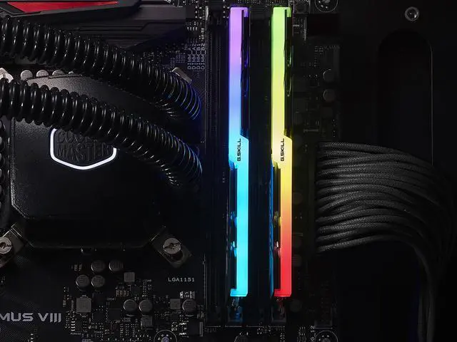 Alt view image 3 of 4 - G.SKILL TridentZ RGB Series 16GB (2 x 8GB) DDR4 3466 (PC4 27700) Desktop Memory Model F4-3466C16D-16GTZR