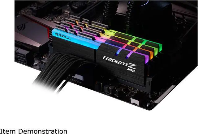 Alt view image 2 of 5 - G.SKILL TridentZ RGB Series 32GB (4 x 8GB) 288-Pin PC RAM DDR4 3600 (PC4 28800) Desktop Memory Model F4-3600C18Q-32GTZR