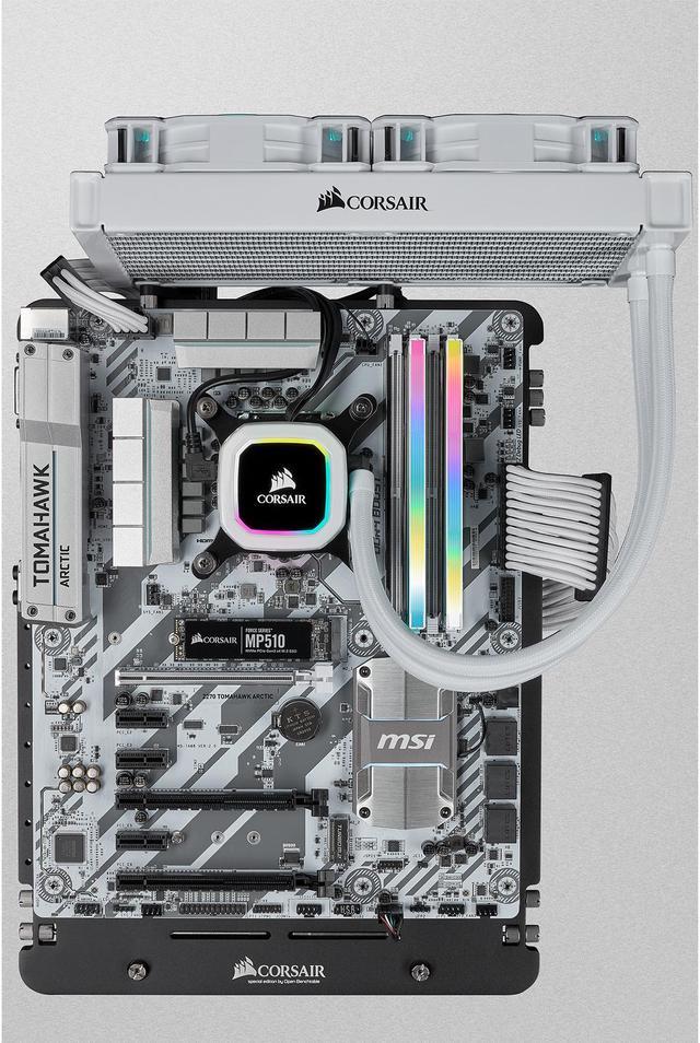 CORSAIR Vengeance RGB Pro SL 32Go DDR4 (2x 16Go) RAM DIMM 3600MHz CL18  (CMH32GX4M2D3600C) avec Quadrimedia