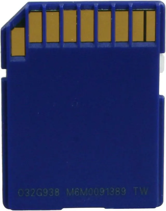 Alt view image 3 of 4 - CENTON 32GB Secure Digital High-Capacity (SDHC) Flash Card Model RC32GBSDHC6