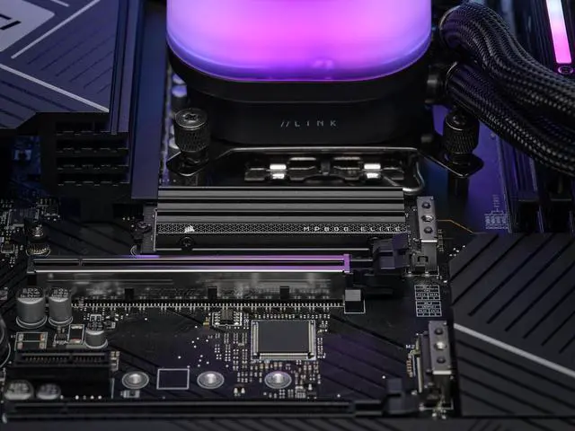 Alt view image 6 of 6 - Corsair MP600 ELITE M.2 2280 1TB PCI-Express 4.0 x4, NVMe 1.4 3D TLC Internal Solid State Drive Up to 7000MB/s (SSD) CSSD-F1000GBMP600EHS Optimized for PS5