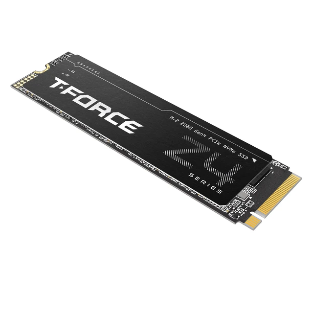 Alt view image 3 of 4 - Team Group Z44A7Q 4TB PCI-Express 4.0 x4 3D NAND Internal Solid State Drive (SSD) TM8FFW004T0C129