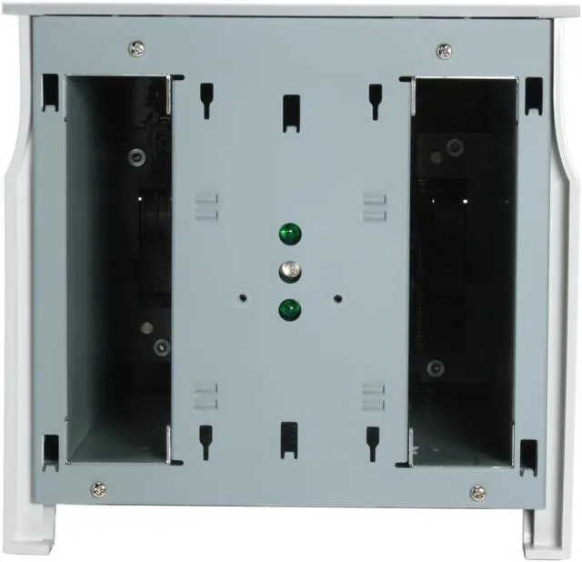 Alt view image 3 of 8 - NETGEAR SC101T Diskless System Storage Central Turbo