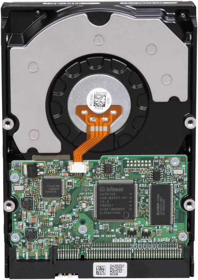 Alt view image 4 of 4 - Hitachi GST Deskstar 7K500 HDS725050KLAT80 500GB 7200 RPM 8MB Cache IDE Ultra ATA133 / ATA-7 3.5" Internal Hard Drive Bare Drive