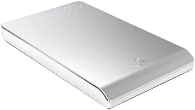 Main image of Seagate FreeAgent Go 320GB USB 2.0 2.5" External Hard Drive ST903203FGA2E1-RK Silver