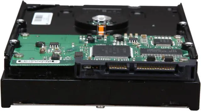 Alt view image 3 of 4 - Seagate BarraCuda 7200.10 ST3250820AS 250GB 7200 RPM 8MB Cache SATA 3.0Gb/s 3.5" Hard Drive (Perpendicular Recording) Bare Drive